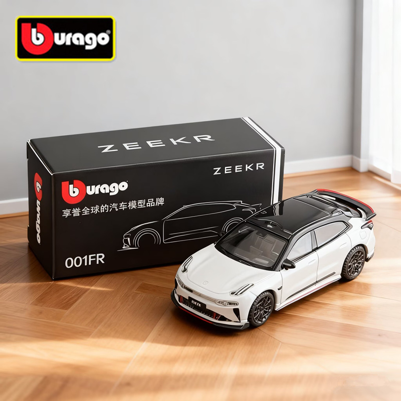 Bburago 1:64 2025 ZEEKR 001 00 - مراجعة Renewable Energy Kids وسعره